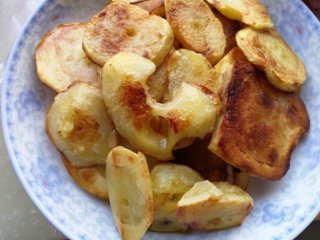 干锅土豆片 