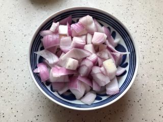 蒜蓉茄汁葱香开背虾 