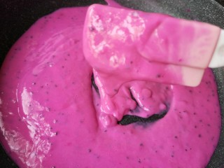 火龙果椰蓉奶冻 