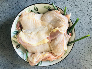 成本低廉，制作简单的照烧鸡腿 