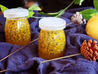 冬喝金色百香果蜂蜜茶 